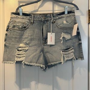 Good American Size 10 NWT Denim cutoff shorts